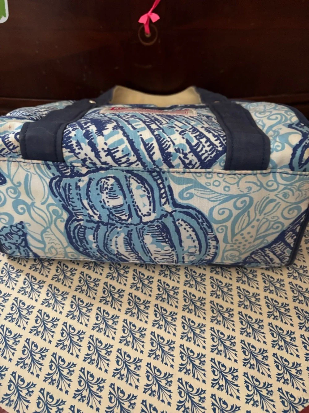 Lilly Pulitzer Originals Small Tote Stuffed Shells Print - Picture 7 of 11